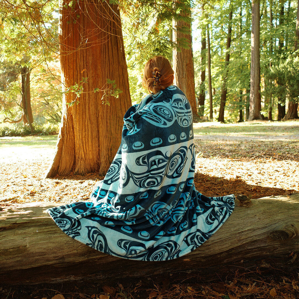 Fleece Blanket-Killer Whale Yasakw (Shelly Samuels), Haida, Kwakwaka'wakw