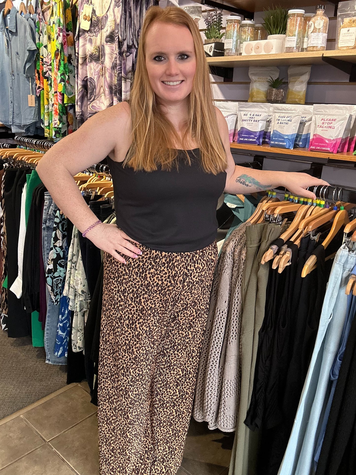 Pleated wide leg pants-Dex Plus XL