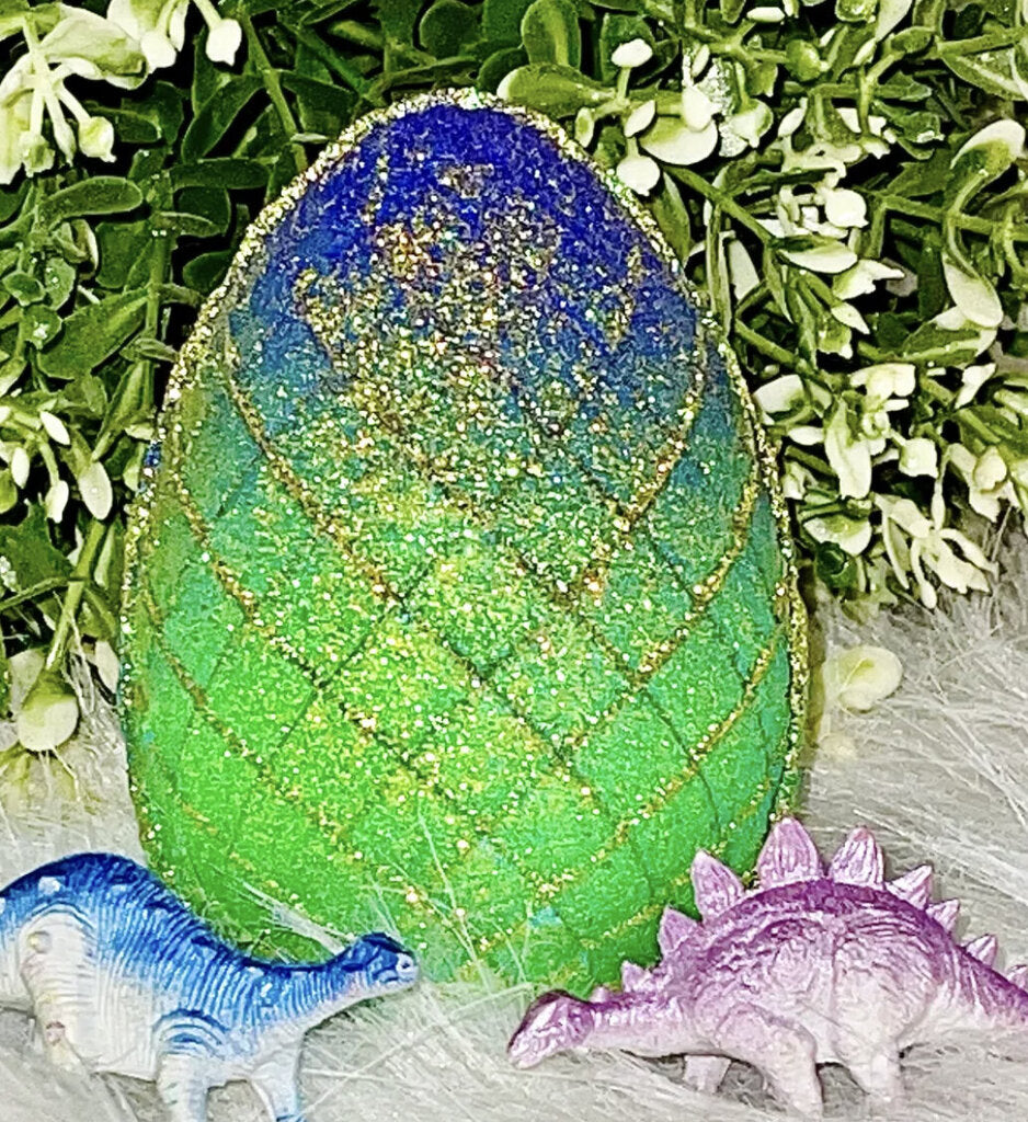 Dino Egg Bath Bomb with toy inside
