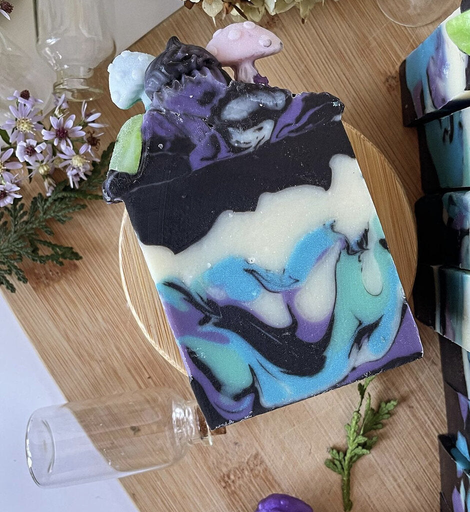 Magic Soap-Glow in the Dark