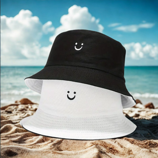 Smiley Hat Reversible-White/Black
