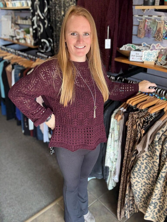 Open stitch wavy hem sweater XL