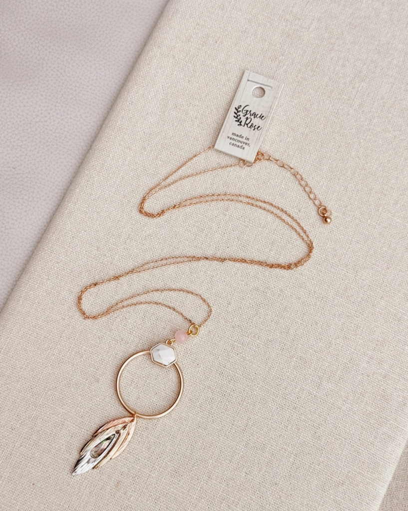 Rose Quartz Howlite Feather Pendant Necklace