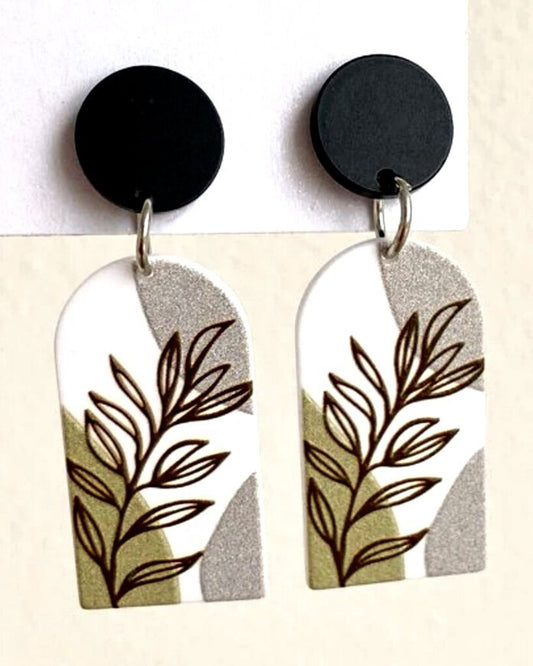 Leaf Black Circle Earrings
