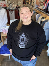 Load image into Gallery viewer, Island Lantern Crew Neck Sweater L
