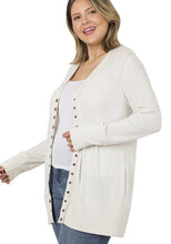 Load image into Gallery viewer, Snap button mid length cardigan XL/1X
