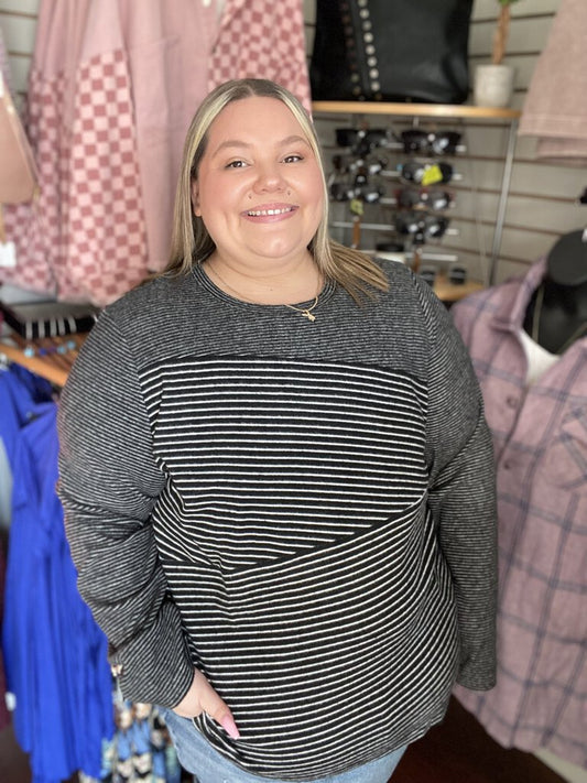 Contrast detail stripe top 2x