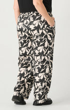 Load image into Gallery viewer, High waist wide leg satin pant Dex Plus XL
